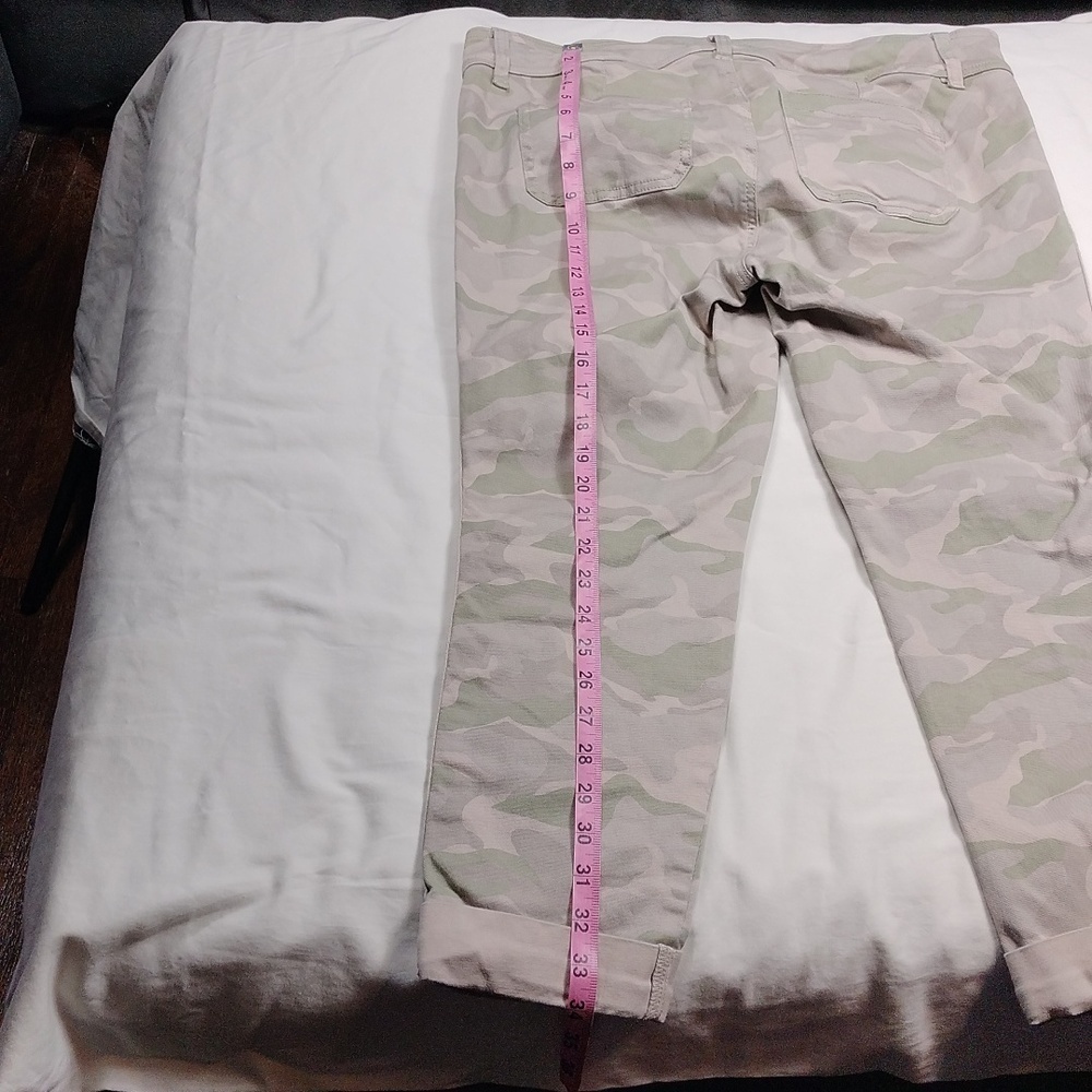 Torrid women's camo shirt pants size 12 - Picture 11 of 16